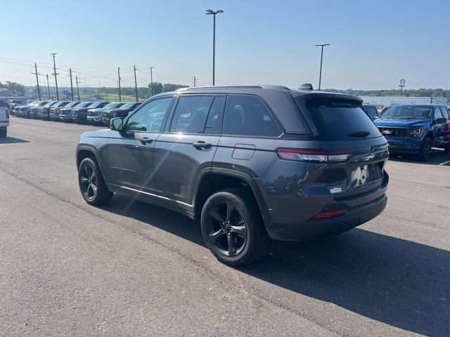 used 2024 Jeep Grand Cherokee car, priced at $35,814