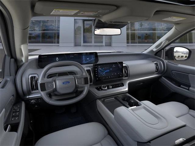 new 2025 Ford Expedition Max car, priced at $73,980