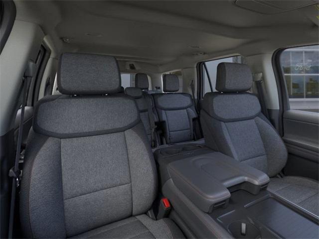 new 2025 Ford Expedition car, priced at $53,151