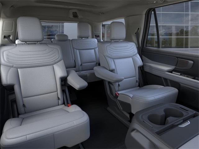 new 2025 Ford Expedition car, priced at $87,326