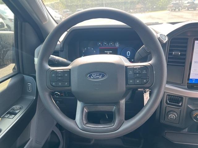 new 2025 Ford F-150 car, priced at $40,420