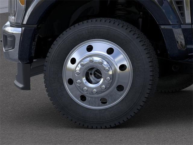 new 2025 Ford F-450 car, priced at $68,323