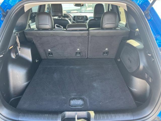 used 2021 Jeep Cherokee car, priced at $21,270