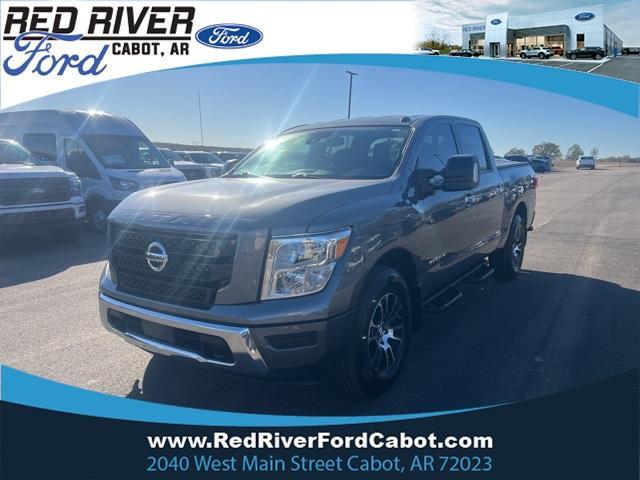 used 2021 Nissan Titan car, priced at $35,271