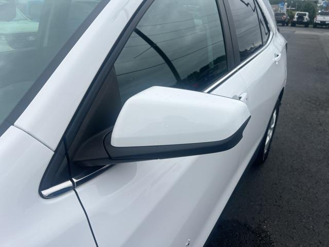 used 2022 Chevrolet Equinox car, priced at $25,612