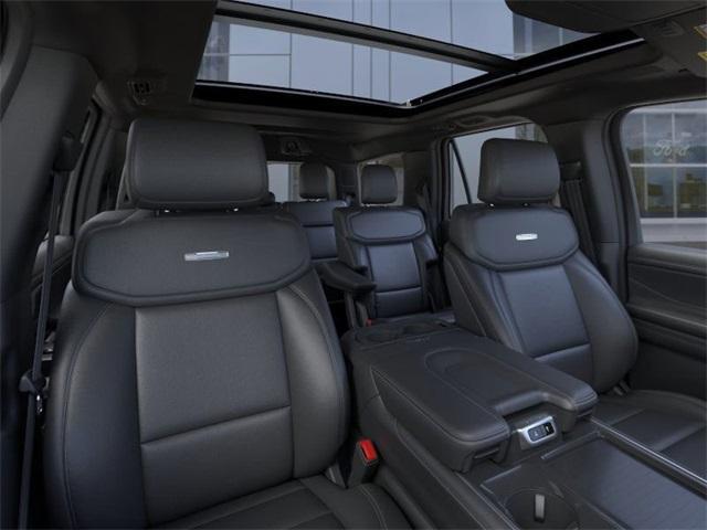 new 2025 Ford Expedition car, priced at $81,094