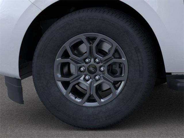 new 2025 Ford Expedition car, priced at $61,038