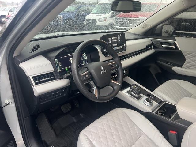 used 2023 Mitsubishi Outlander PHEV car, priced at $27,596