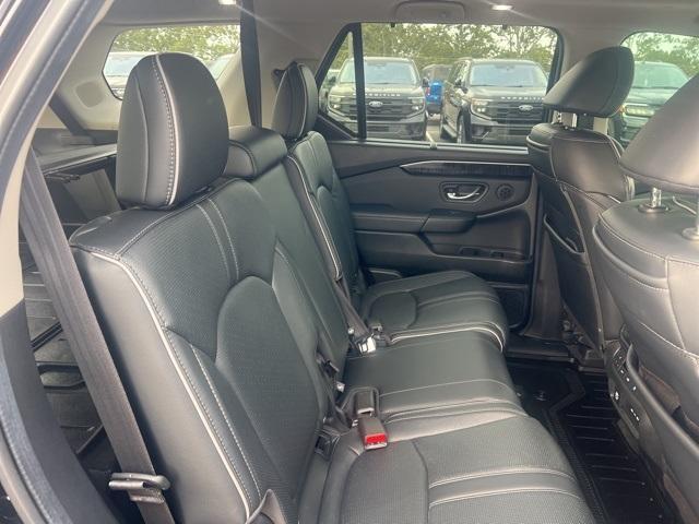 used 2024 Honda Pilot car, priced at $44,563