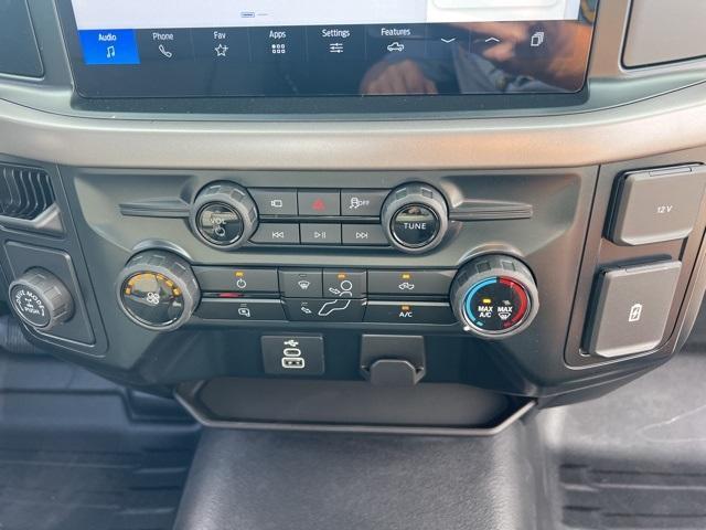new 2025 Ford F-150 car, priced at $39,326