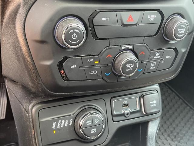 used 2018 Jeep Renegade car, priced at $15,445