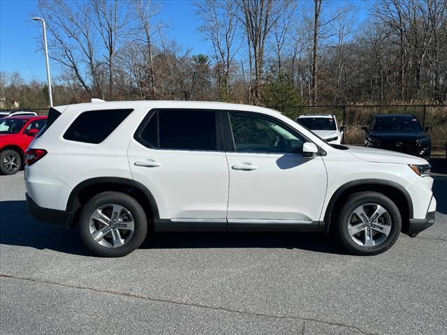 new 2025 Honda Pilot car, priced at $47,450