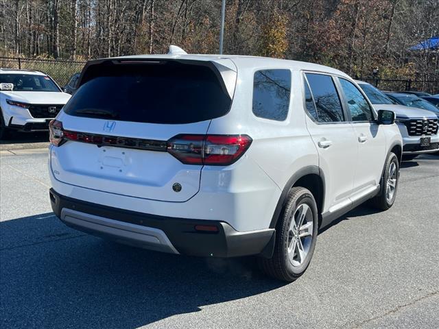 new 2025 Honda Pilot car, priced at $47,450