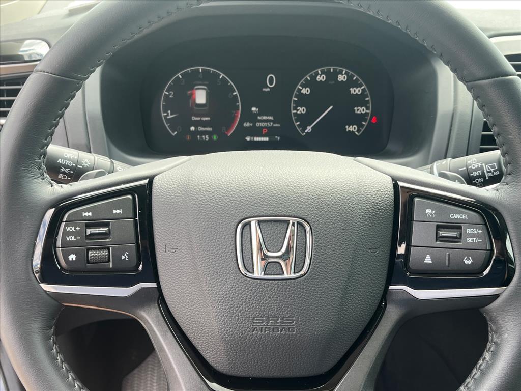 used 2025 Honda Odyssey car, priced at $45,483