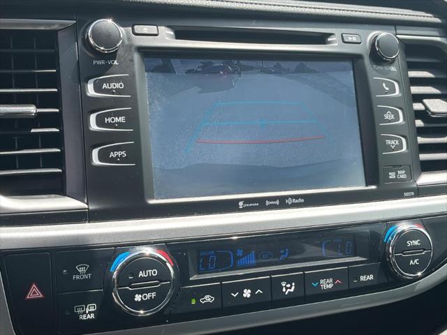 used 2018 Toyota Highlander car, priced at $20,579