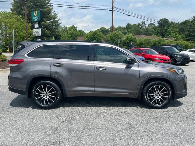 used 2018 Toyota Highlander car, priced at $20,579