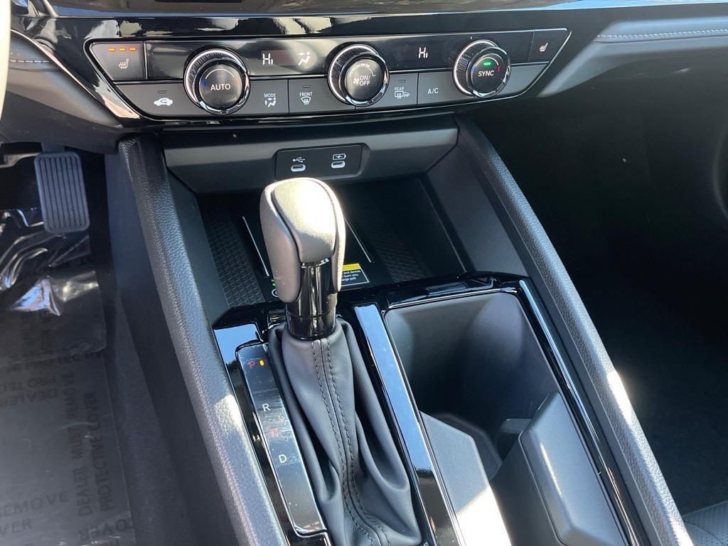 new 2025 Honda Accord Hybrid car