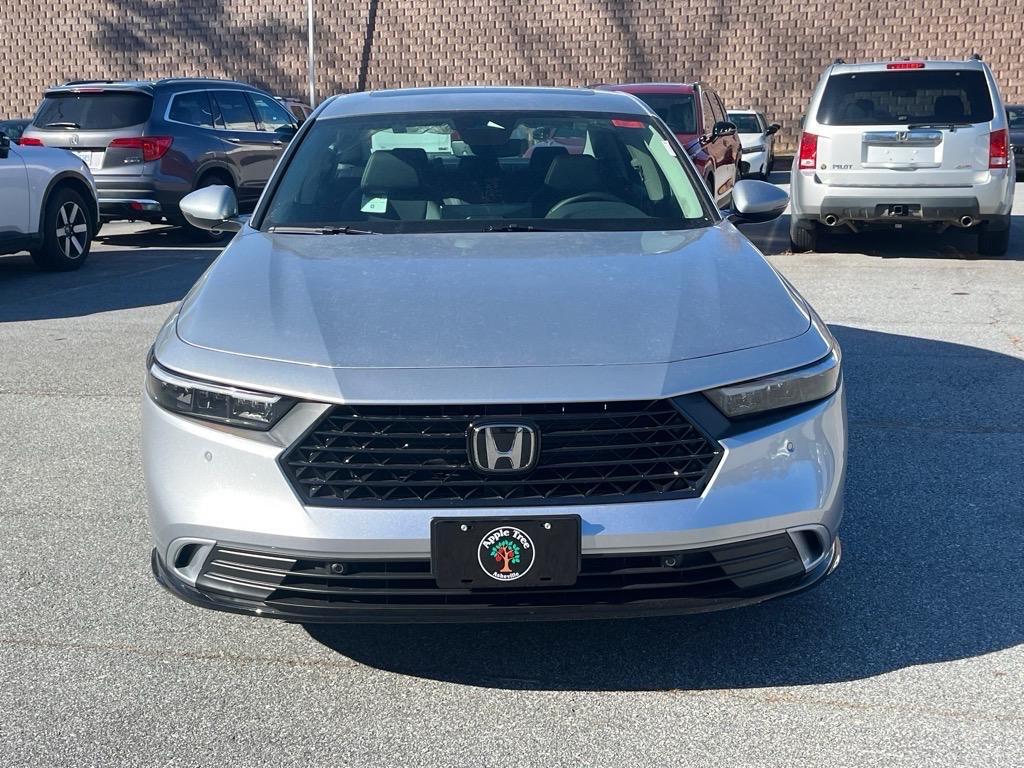 new 2025 Honda Accord Hybrid car