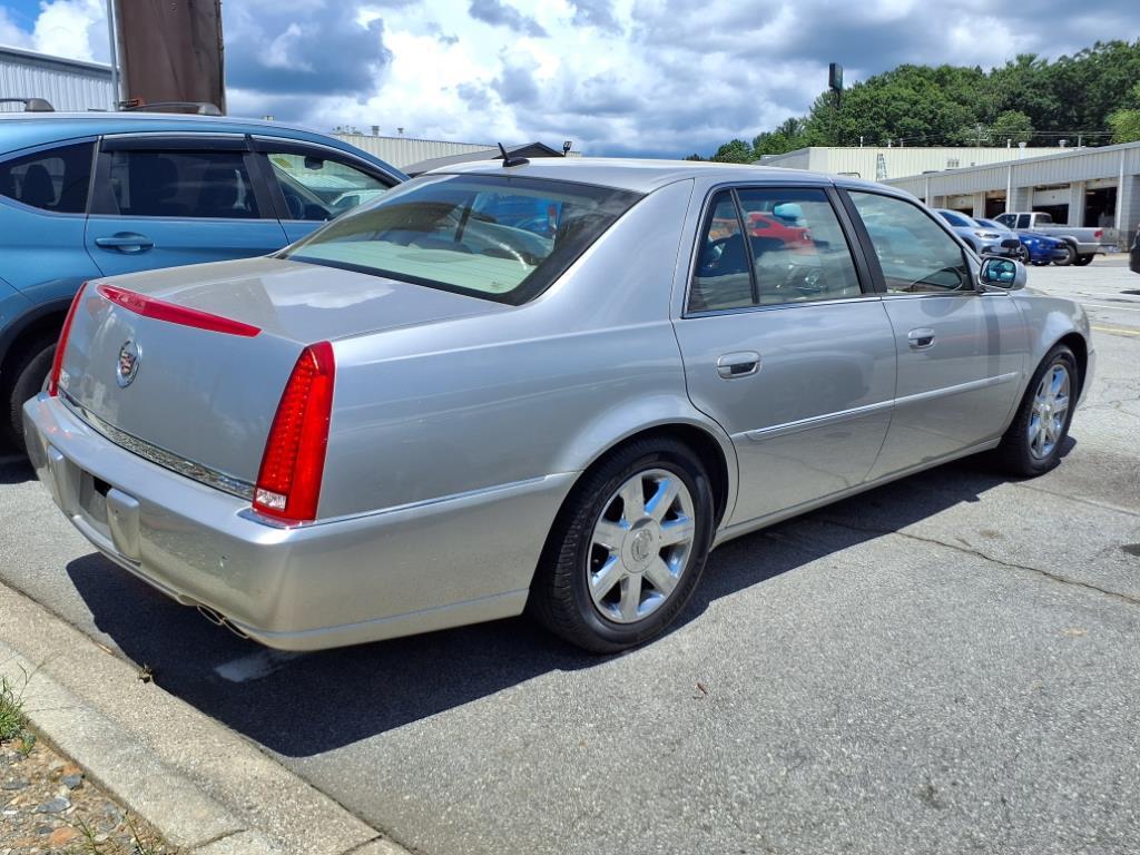 used 2007 Cadillac DTS car, priced at $6,772