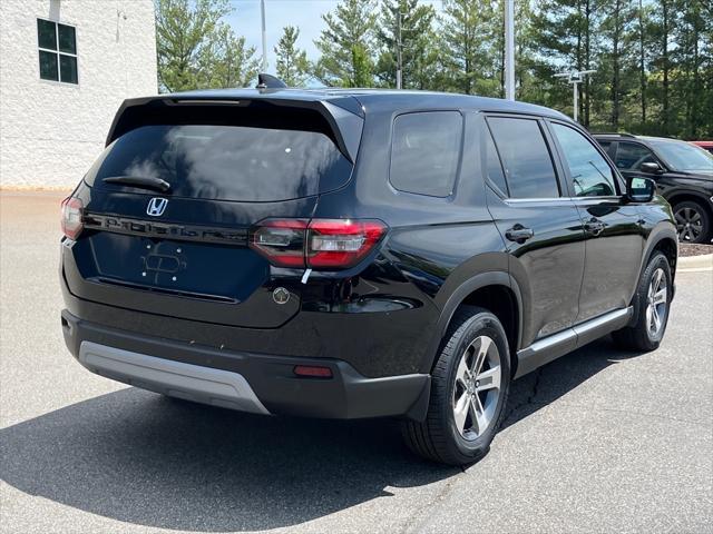 new 2025 Honda Pilot car, priced at $44,950