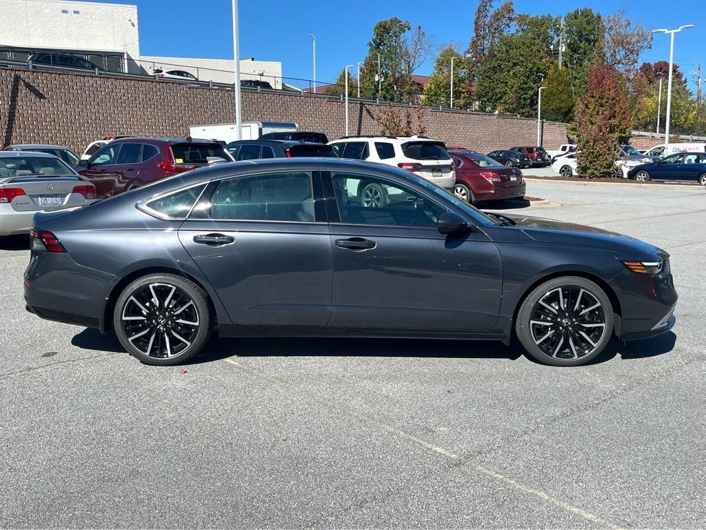 new 2025 Honda Accord Hybrid car, priced at $39,495