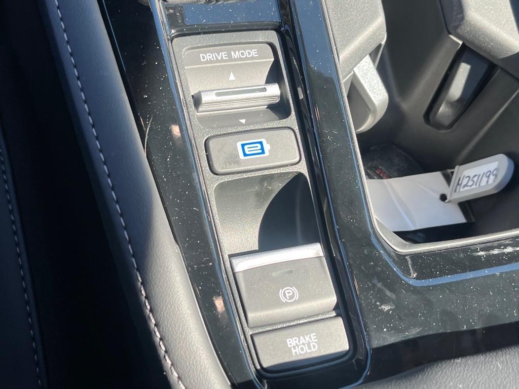 new 2025 Honda Accord Hybrid car, priced at $39,495