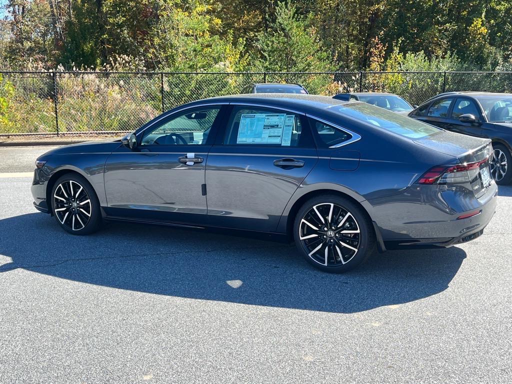 new 2025 Honda Accord Hybrid car, priced at $39,495