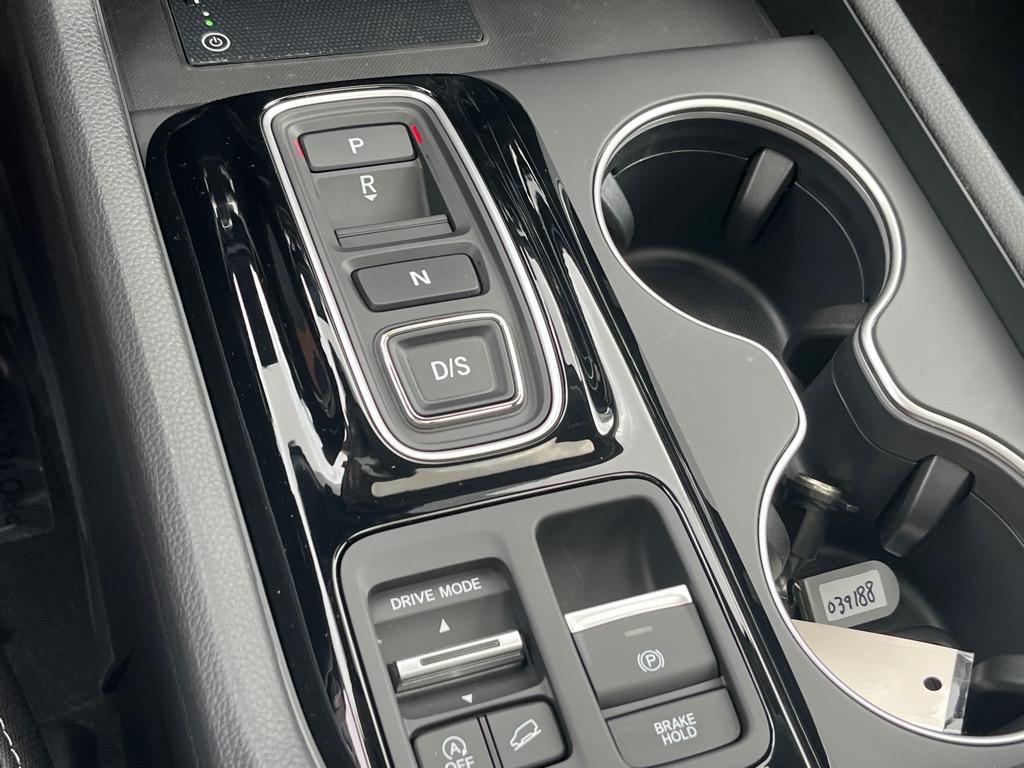 new 2025 Honda Pilot car, priced at $48,450