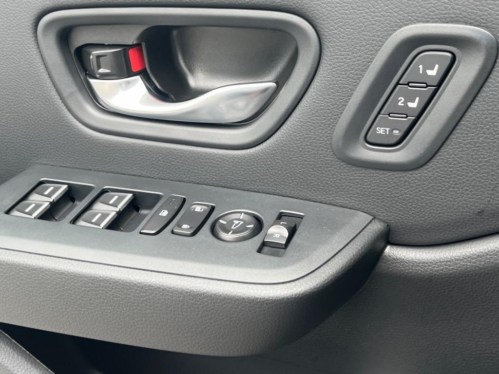 new 2025 Honda Pilot car, priced at $48,450