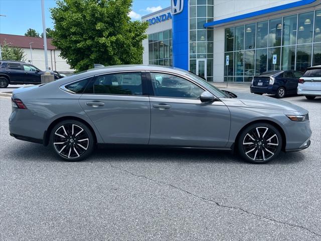 new 2025 Honda Accord Hybrid car, priced at $40,905