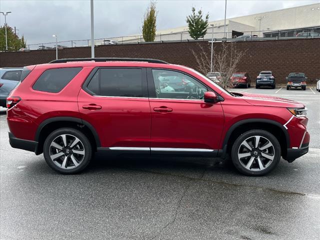 new 2025 Honda Pilot car, priced at $52,440