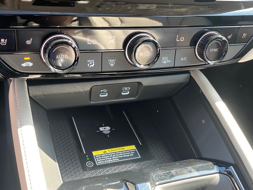 new 2025 Honda Accord Hybrid car, priced at $39,950