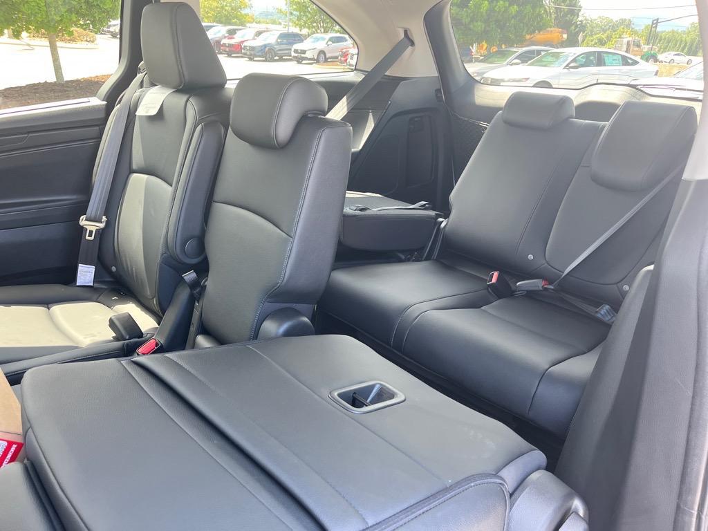 new 2026 Honda Odyssey car, priced at $46,140