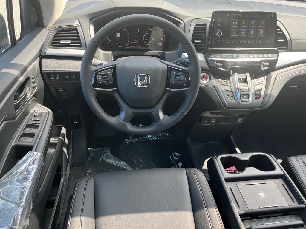 new 2026 Honda Odyssey car, priced at $46,140