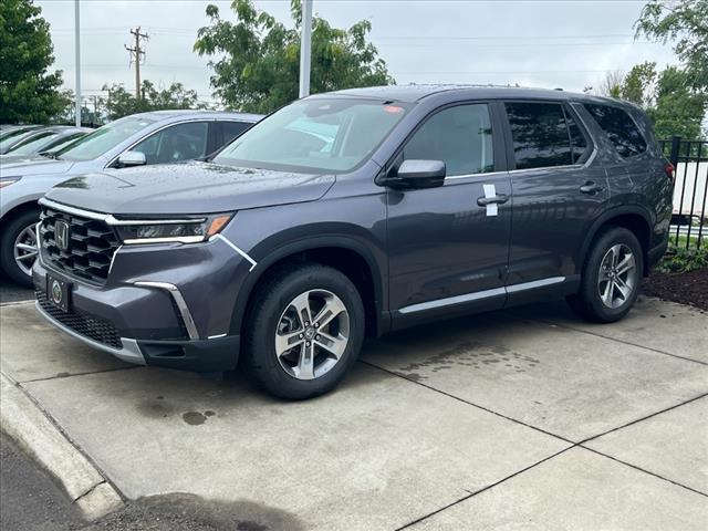 new 2025 Honda Pilot car, priced at $41,895