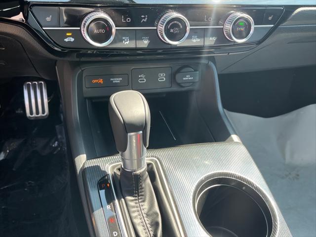 new 2025 Honda Civic Hybrid car, priced at $33,800