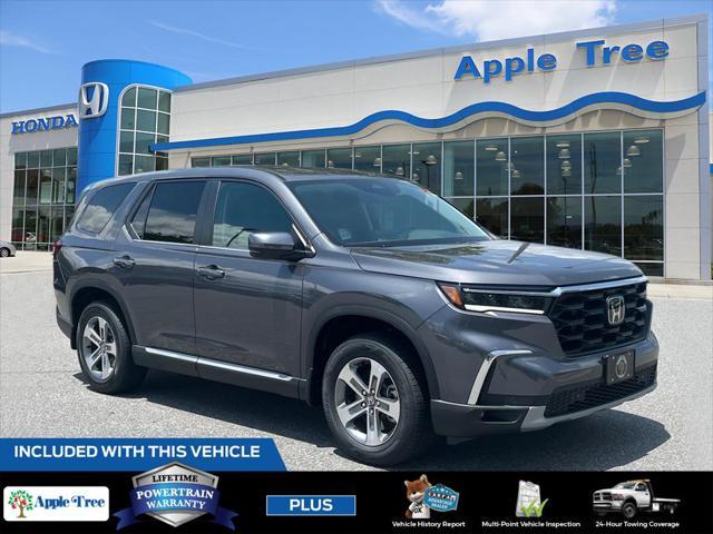 new 2025 Honda Pilot car, priced at $43,950