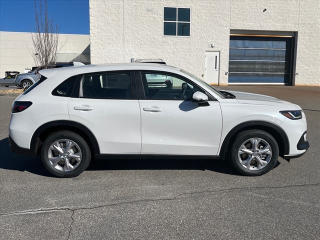 new 2025 Honda HR-V car, priced at $28,705