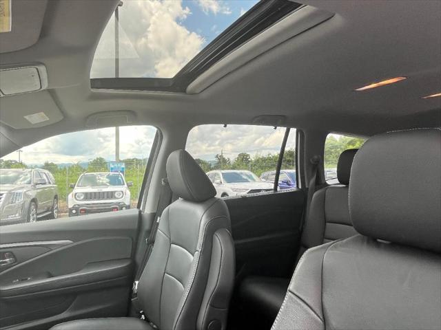 used 2022 Honda Pilot car, priced at $34,814