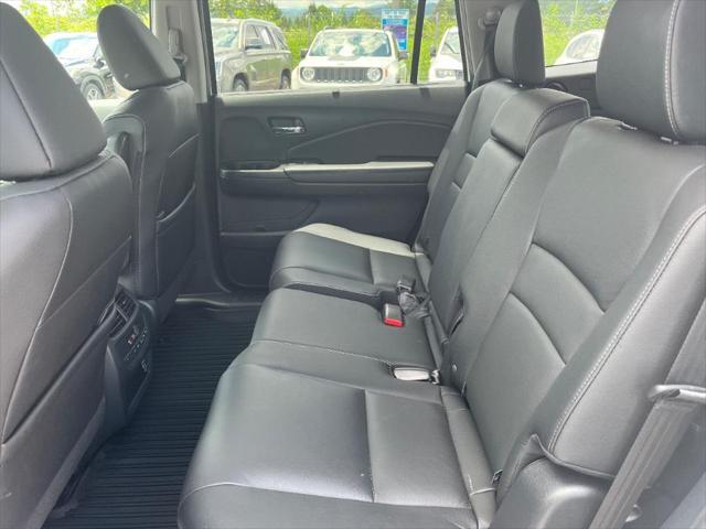 used 2022 Honda Pilot car, priced at $34,814