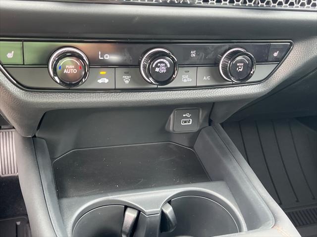 new 2025 Honda HR-V car, priced at $30,850