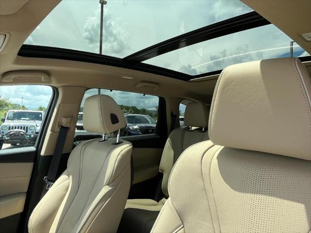 used 2022 Acura MDX car, priced at $48,701