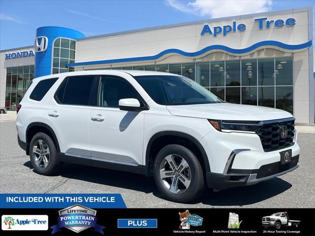 new 2025 Honda Pilot car, priced at $46,505