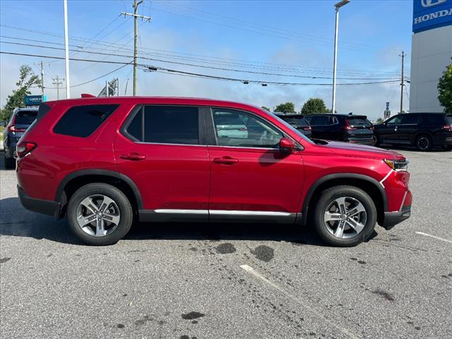 new 2025 Honda Pilot car, priced at $43,250