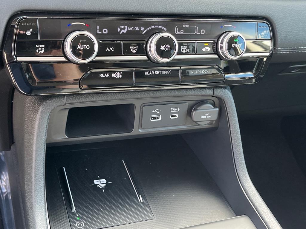 new 2025 Honda Pilot car, priced at $46,550