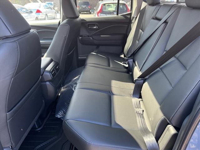 new 2025 Honda Ridgeline car, priced at $46,365