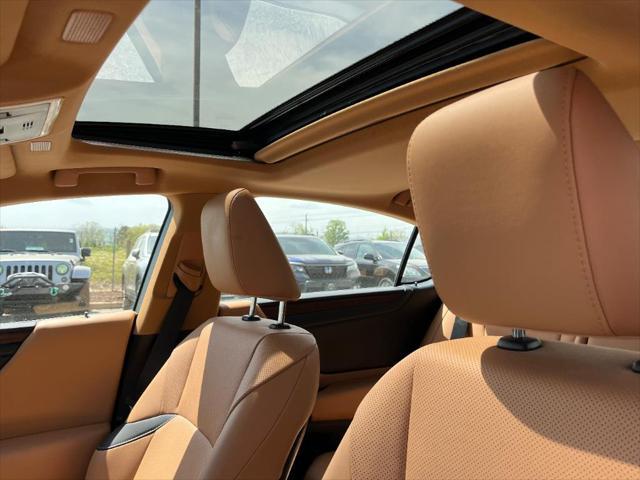 used 2023 Lexus ES 300h car, priced at $41,420