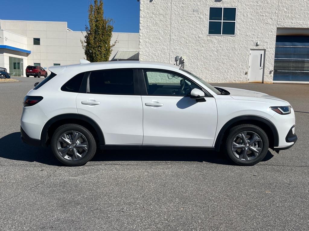 new 2026 Honda HR-V car, priced at $29,105