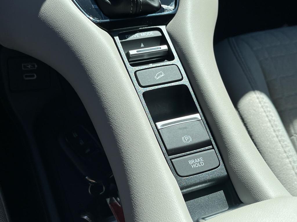 new 2026 Honda HR-V car, priced at $29,105