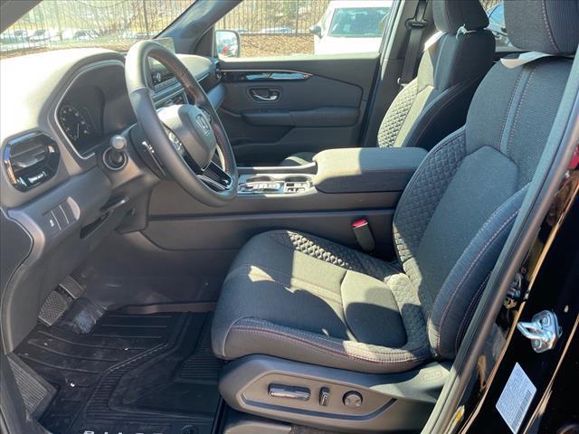 new 2025 Honda Pilot car, priced at $42,400